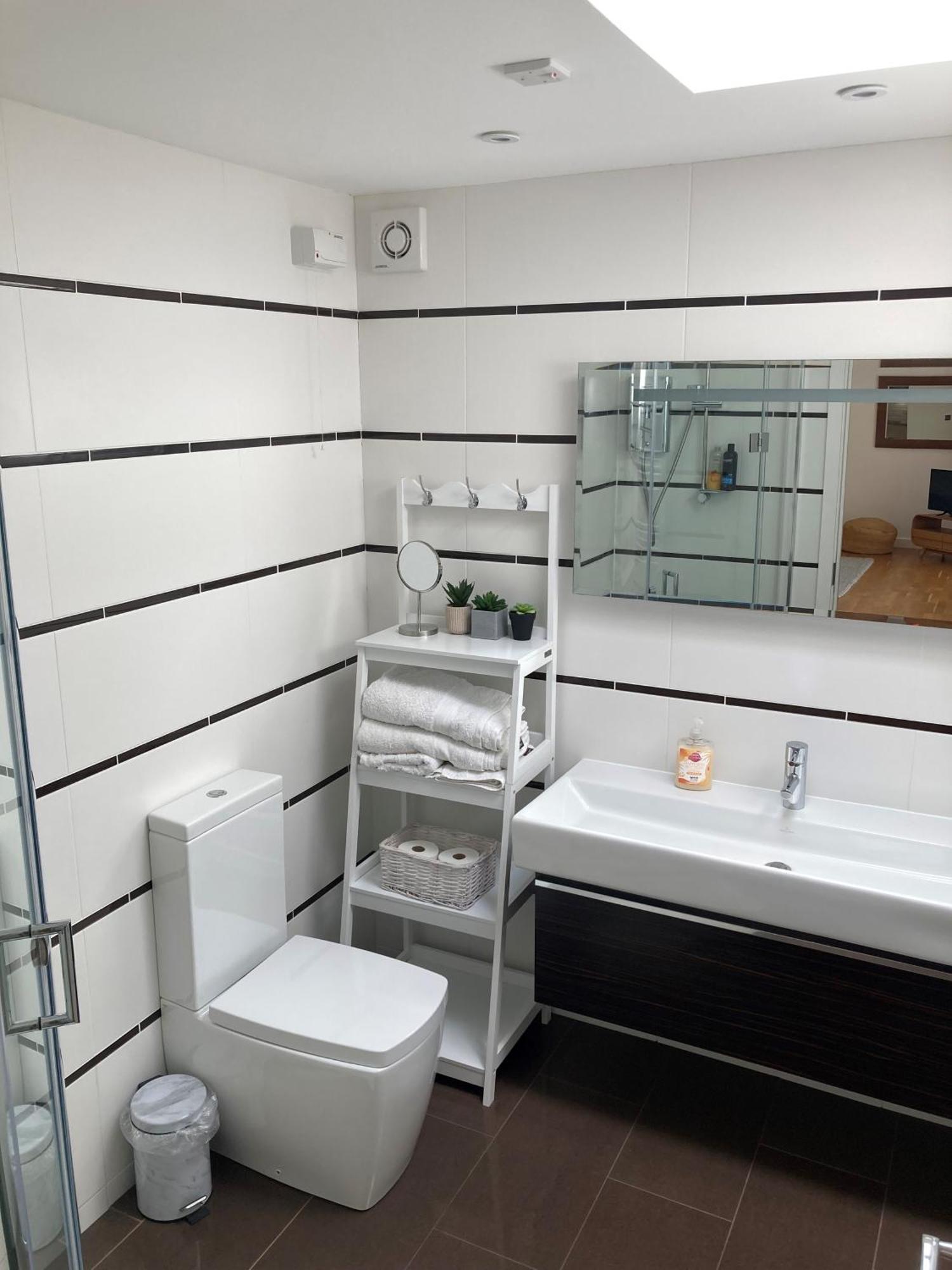 캔터베리 Independent Rural Detached Annexe With Free Private Parking 아파트 외부 사진