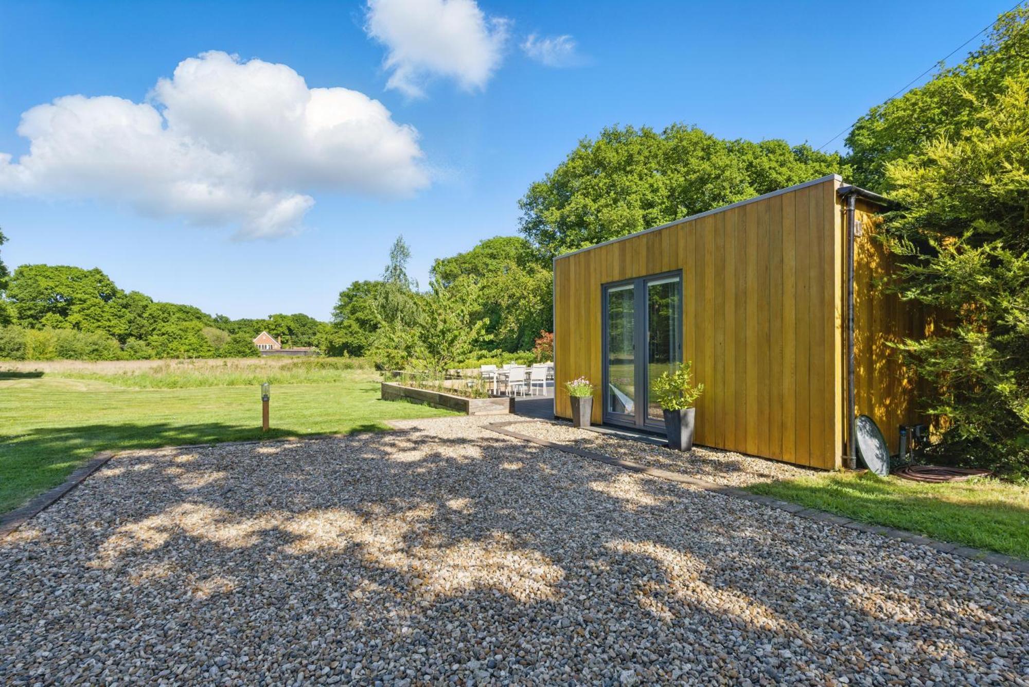 캔터베리 Independent Rural Detached Annexe With Free Private Parking 아파트 외부 사진