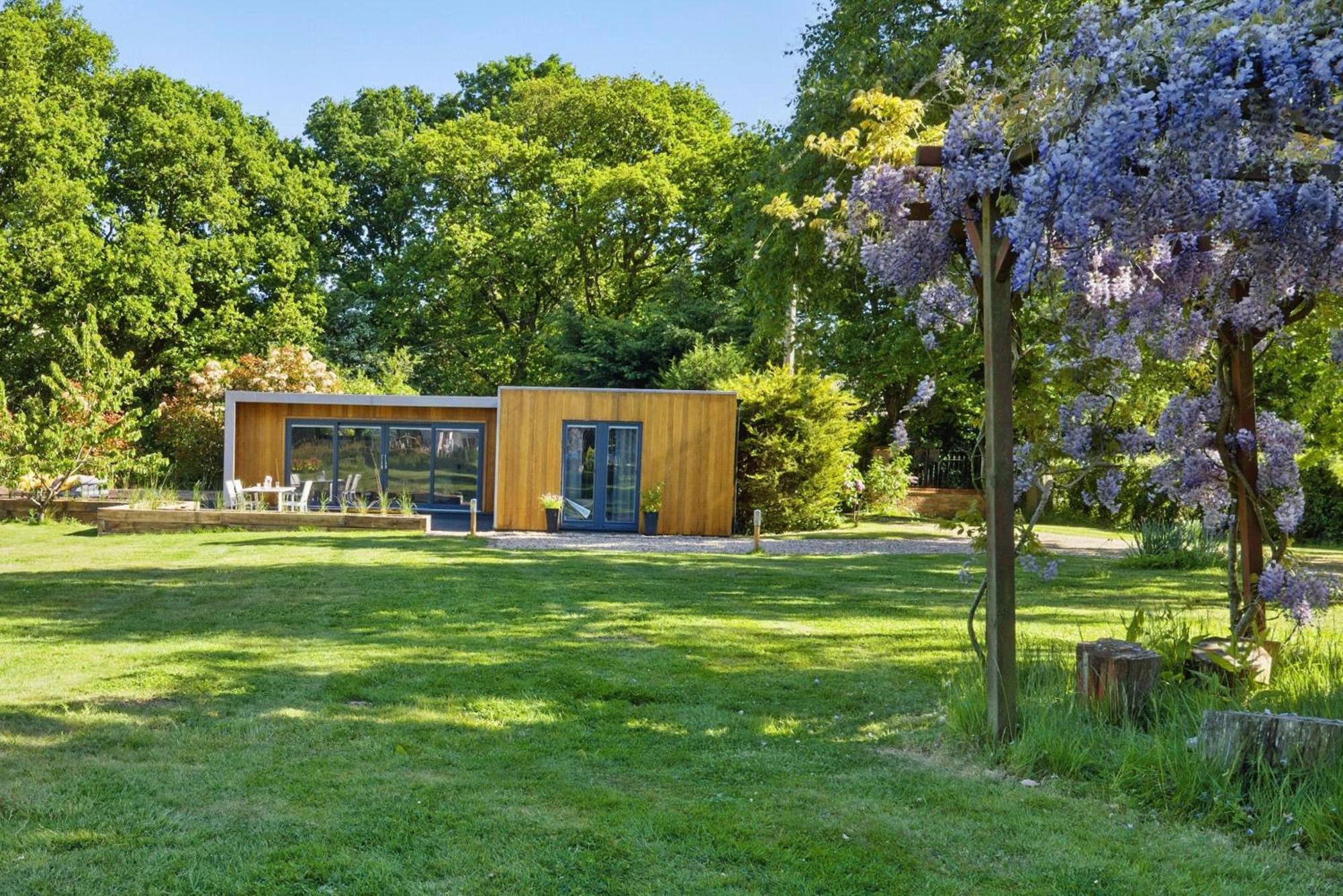 캔터베리 Independent Rural Detached Annexe With Free Private Parking 아파트 외부 사진